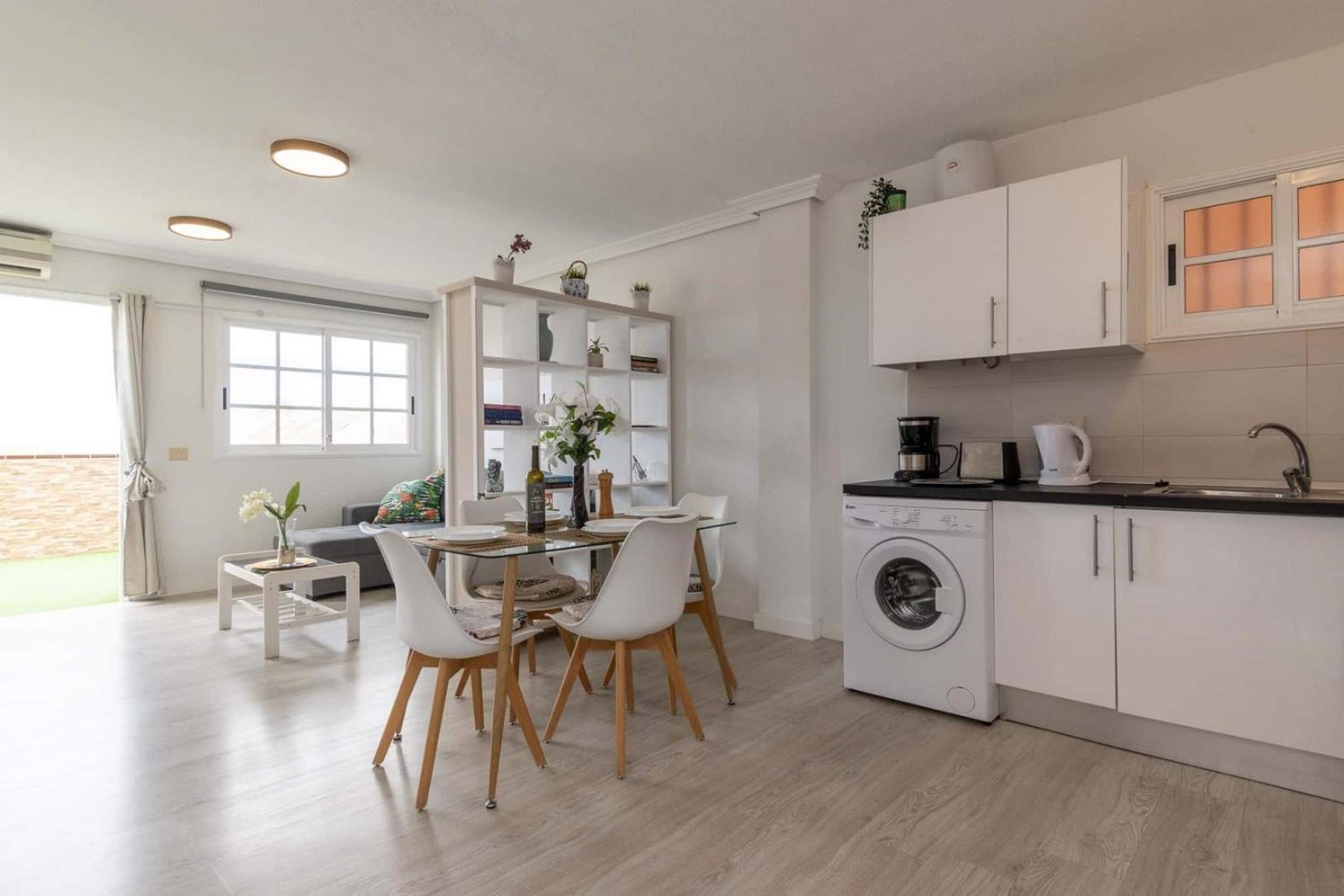 The Heights Apartment Los Cristianos Лос Кристианос Экстерьер фото