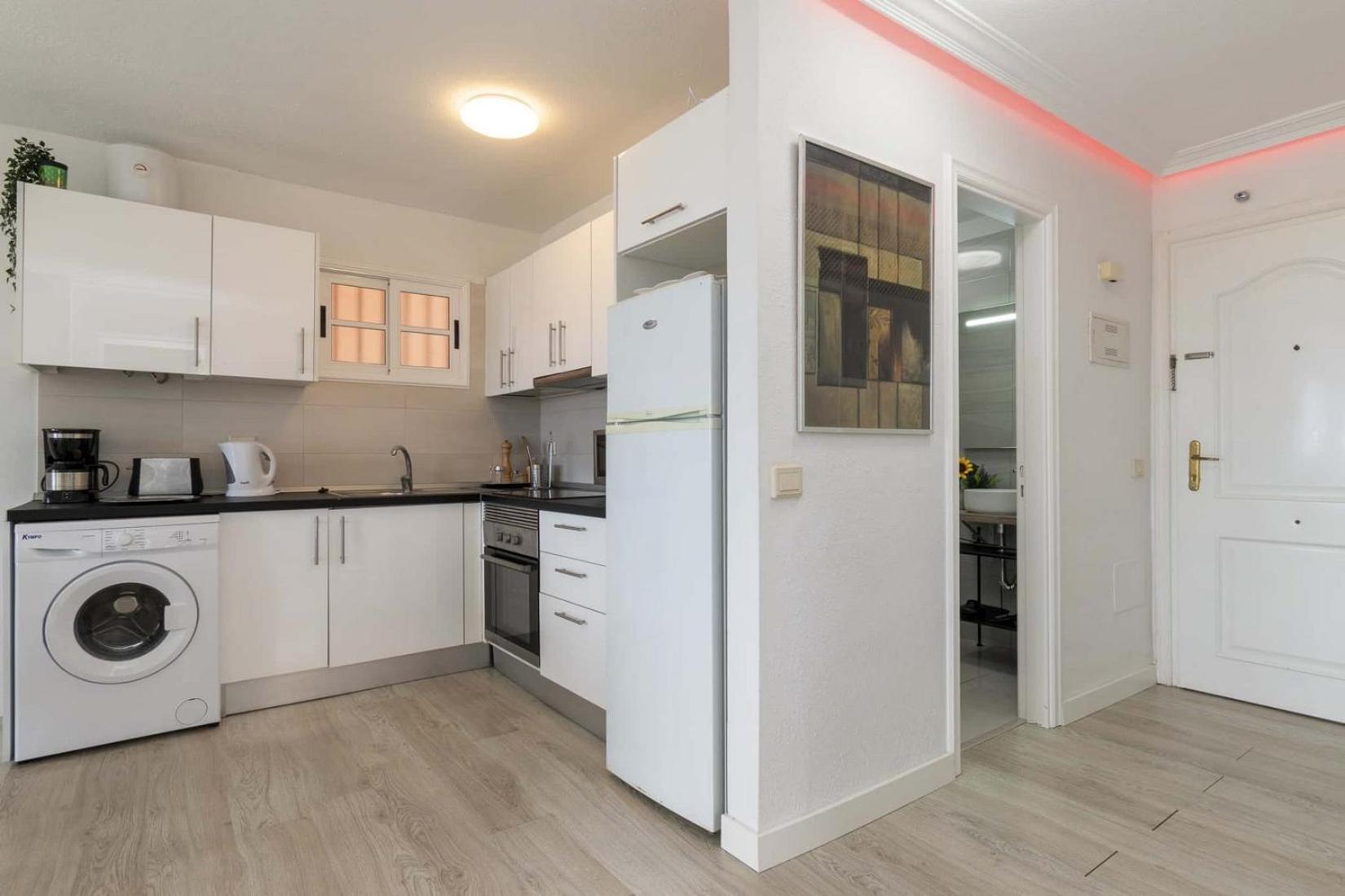 The Heights Apartment Los Cristianos Лос Кристианос Экстерьер фото